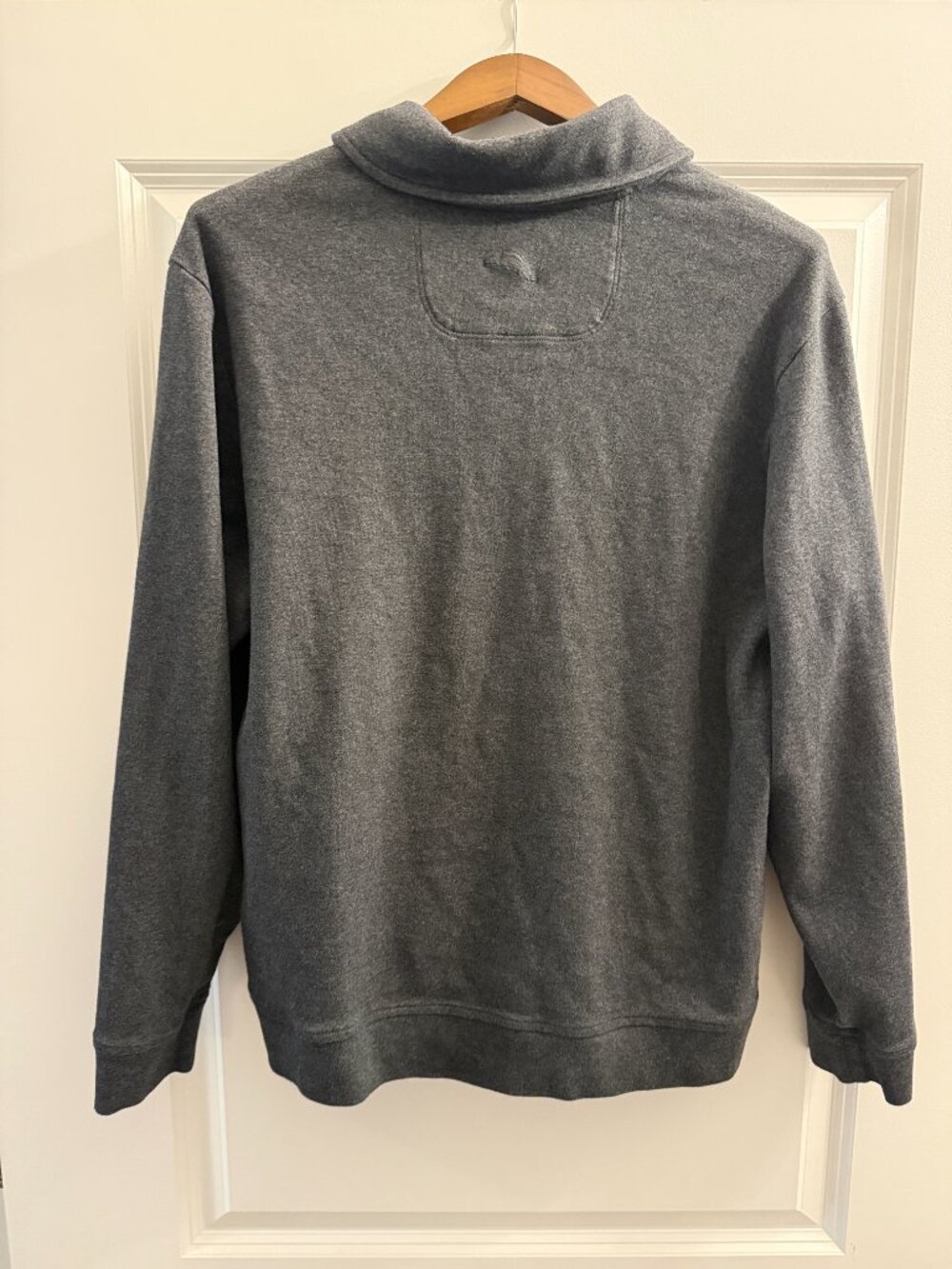 Tommy Bahama Men's Large Grey Shawl Collared Sweatshirt Pullover Button Neck - Picture 12 of 12